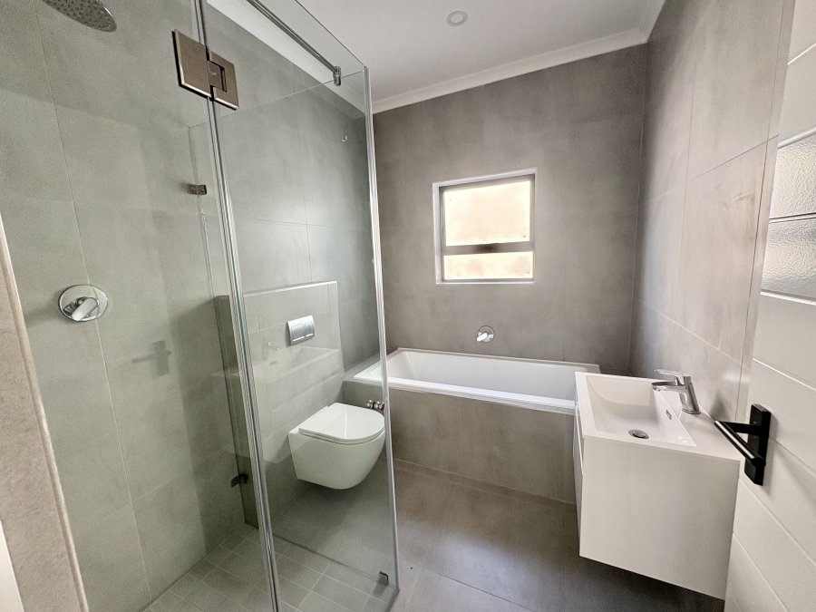 4 Bedroom Property for Sale in Sandown Western Cape
